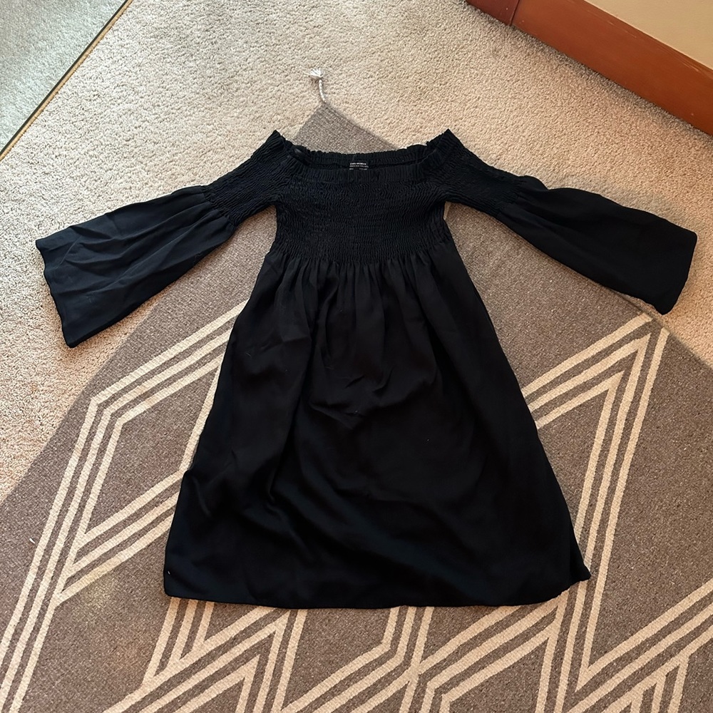 Zara 3/4 Sleeve Mini Dress / Off the shoulder